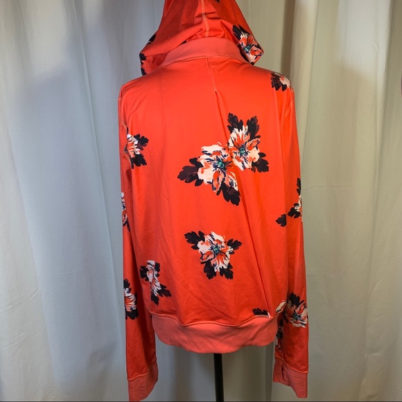 Lululemon Namaskar Hoodie - Picture 4 of 8